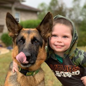 Meet your Posher, April